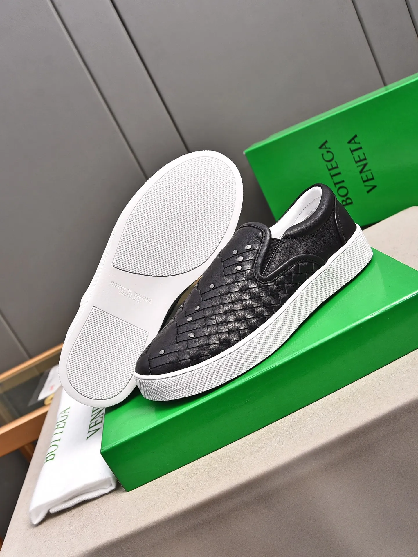 Men's Men's Shoes💰520 [Hot Diamond Sleeves Series] BOTTEG* VENET* - high-end boutique Size: 38-44 (45 customized) BV new product, first-layer cowhide artificially woven classic style harmoniously blends with contemporary fashion temperament, rubber soles are light and flexible, water-dyed sheepskin pads! [Taobao, Tmall, and live streaming are the first choices]
